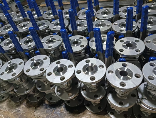 উচ্চ তাপমাত্রার পরিবেশের জন্য PTFE আসন এবং WCB শরীরের সাথে ইনভেস্টমেন্ট কাস্টিং স্টেইনলেস স্টীল বল ভালভ